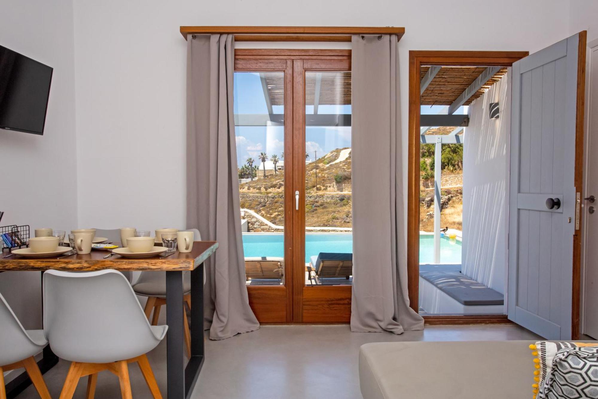 Terra White Seaview Pool Apartments & Suites Mykonos Town Bagian luar foto